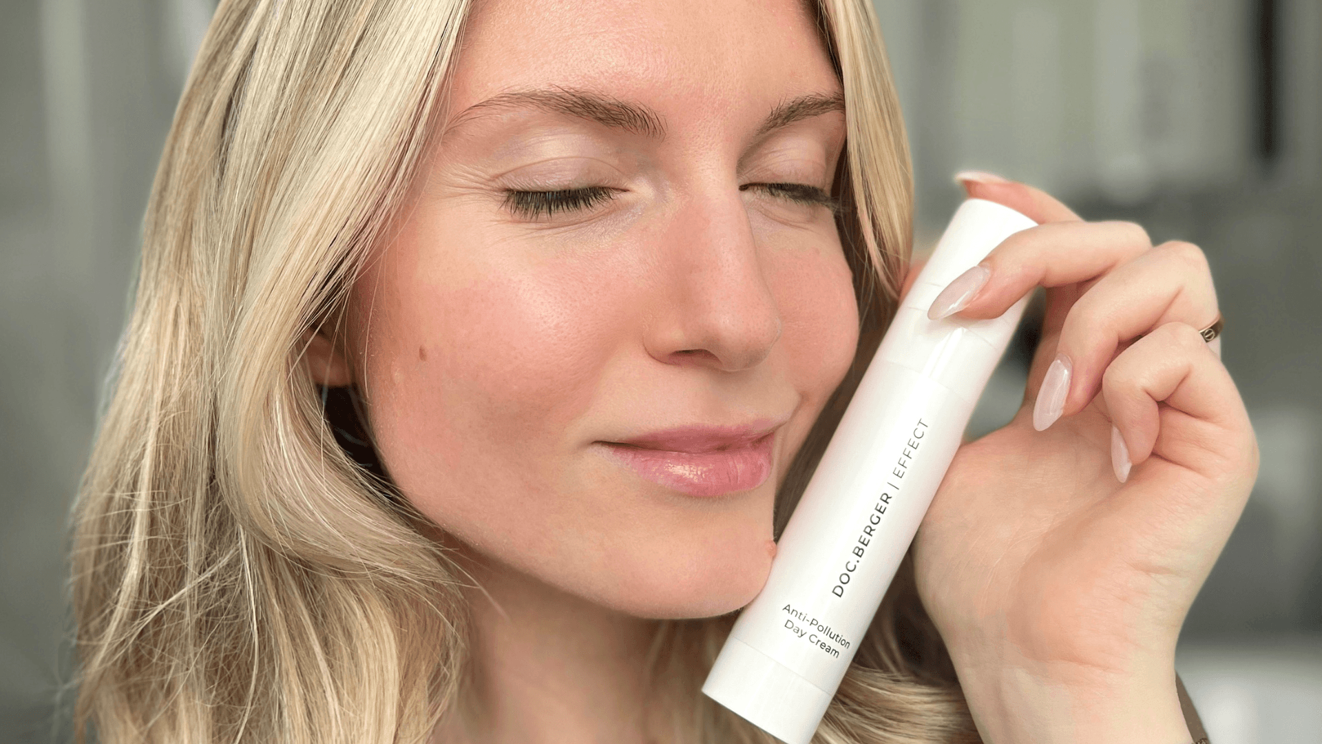 Blue_White_Minimalistic_January_2023_Landscape_Calendar_5 - DOC.BERGER | EFFECT