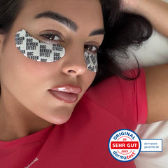 Georgina Rodriguez, bekannt als Unternehmerin, Model und Partnerin von Fußballstar Cristiano Ronaldo, trägt DOC BERGER EFFECT Glowing Eye Patches. Die dermatologisch getesteten Augenpads versorgen die empfindliche Augenpartie intensiv mit Feuchtigkeit und unterstützen ein frisches, erholtes Hautbild.