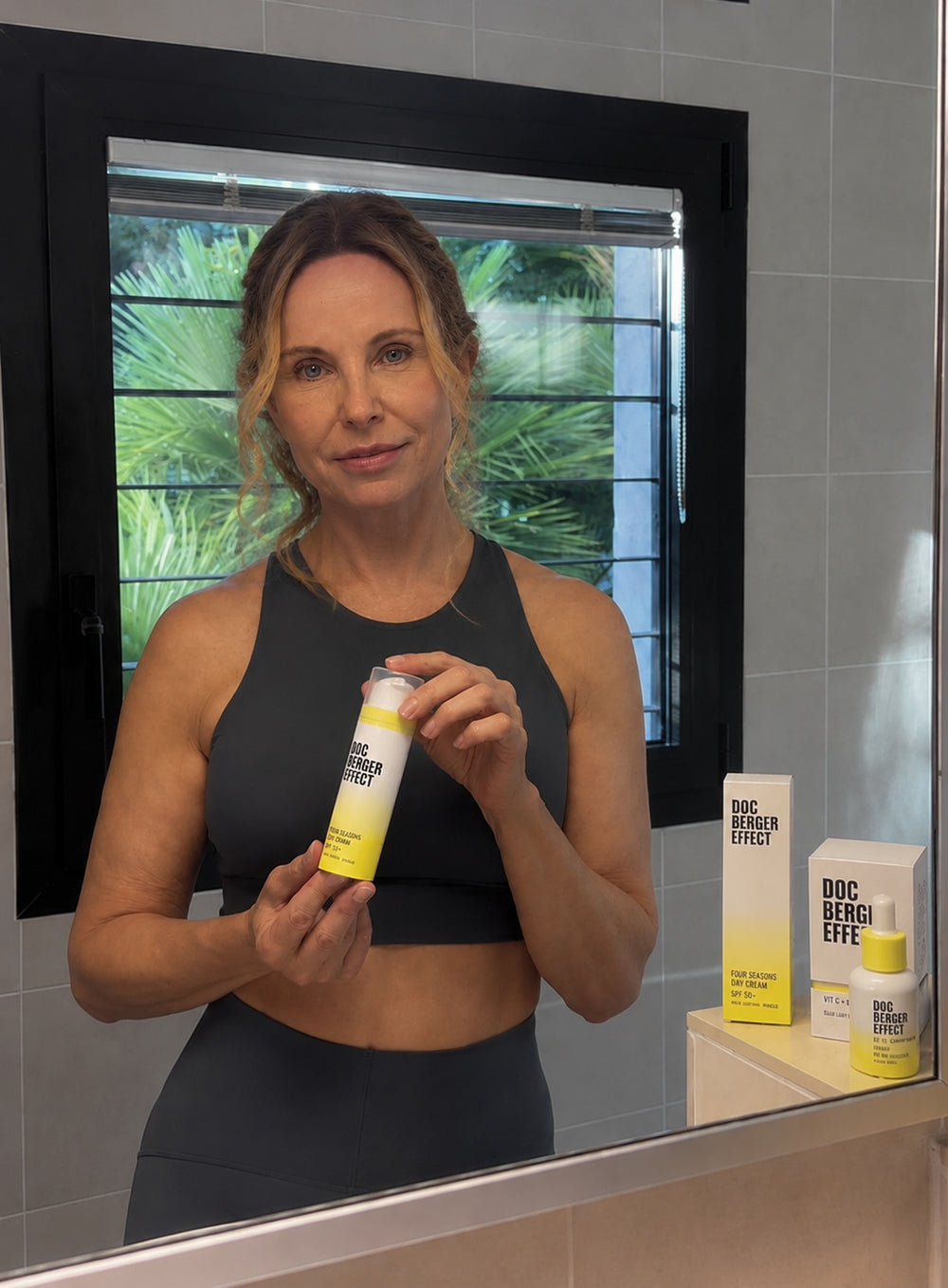 Katja Burkard präsentiert die DOC BERGER EFFECT Four Seasons Day Cream SPF 50+ sowie das Vitamin C + Spilanthol Serum für täglichen Sonnenschutz, Anti-Aging und moderne Medical Skincare.